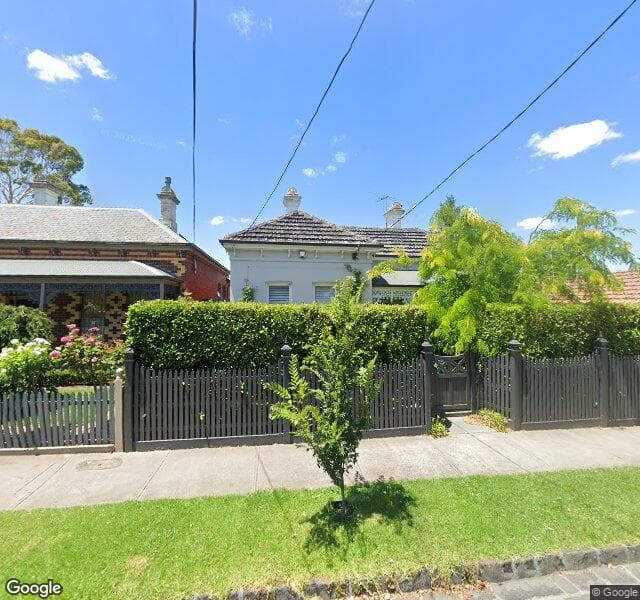 16 McKinley Avenue, Malvern
