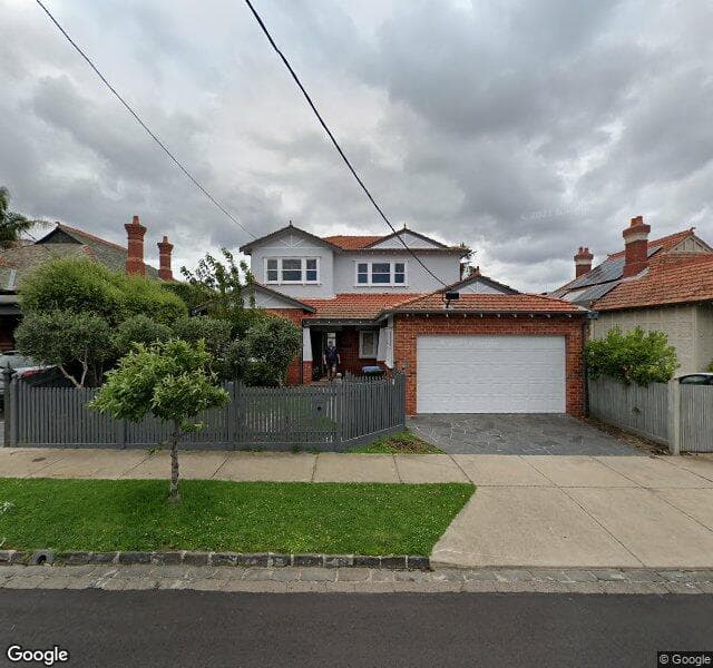 8 Gaynor Court, Malvern